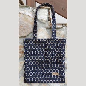 WATERPROOF SHOPPER BAG - Bee Happy collection | Tote bag | Casual bag. Ideal for shopping, school, work, beach, walk, gift. Honeycomb motif.