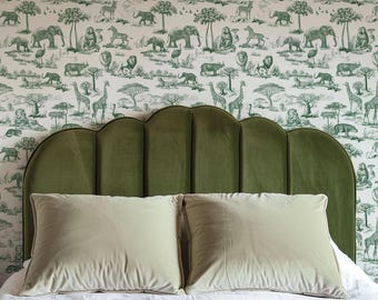 Green Safari Toile de Jouy Wallpaper Peel and Stick Timeless Nursery Wallpaper Vintage Animals Wall Mural Wildlife Tropical Wallpaper