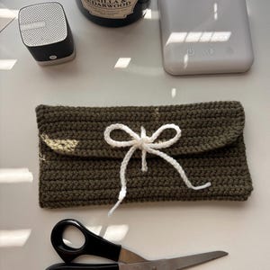 かぎ針編みのペンケース | ハンドメイド
