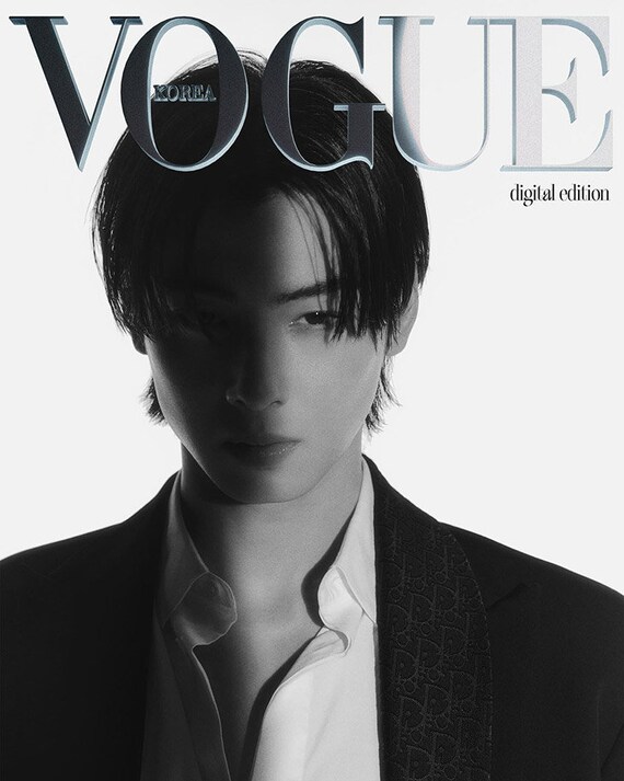 Cha Eun Woo on the cover of Vogue Korea - Etsy 日本
