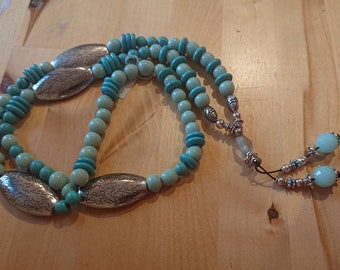 Boho Perlenkette aus Türkisen und Silberperlen