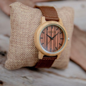 Engraved Wooden Watch, Unisex Wooden Watch, Gift Watch, Minimalist Wood Watch, Personalized Gift, Fiance Gift, Christmas Gift Idea, Unisex