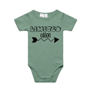 Limitowana edycja niemowlęcego body Onesie