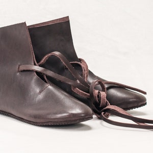 Medieval natural leather dark brown handmade historical shoes, unisex boots, viking etno boots, festival costume, turnshoe, renaissance image 9