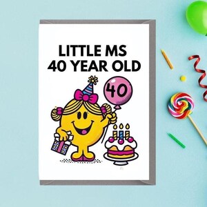 Carte d'anniversaire Little Ms - Carte d'anniversaire amusante et mignonne pour elle ! Quarante jalons « Petite Mme 40 ans »