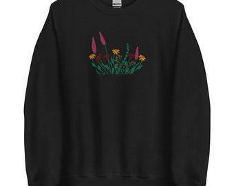 Embroidered Wildflowers Sweatshirt, Vintage Crewneck, Botanical floral sweatshirt,Gifts for Women, Gift for MAMA her