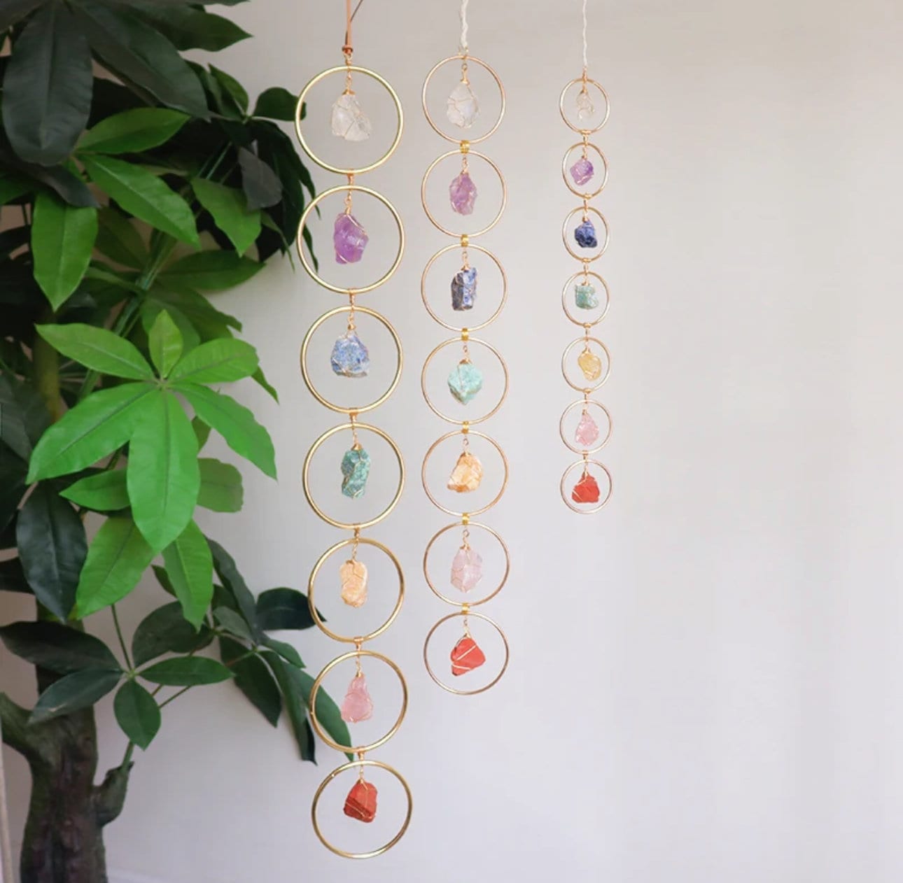 Kocuos 7 Crystal Gemstone Wall Hanger Decor, Large Raw Chakra Crystal Gemstones, Window Meditation Hanging Ornament, Home Decorations for Yoga