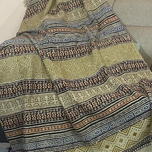 Bohemian Mud Cloth Throw Blanket with Tassels Hand Loomed Block Print Cotton Sofa Throw for Living Room 120X180 Cms