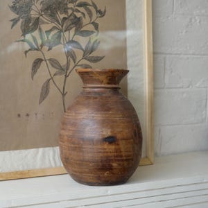 vintage wood vase. rustic reclaimed wood vase. primitive indian wood decor. rustic wood flower vase. vintage farmhouse decor.