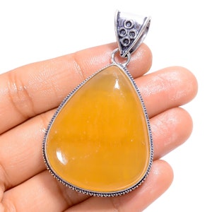 Ciondolo in calcite gialla, ciondolo in argento sterling 925, ciondolo in pietra gialla, collana con catena, gioiello fatto a mano, regalo per donna