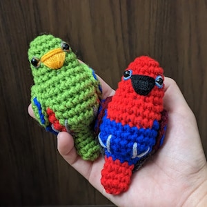 Crochet Eclectus Parrot Amigurumi