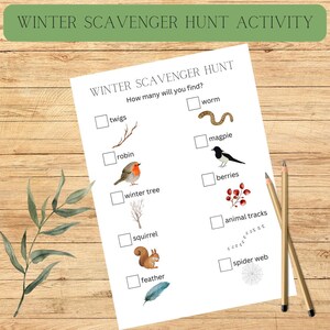 Winterwandeling speurtocht; Neem deze activiteit mee tijdens een wandeling of trektocht om de verbinding van uw kind met de natuur om hem heen te versterken.