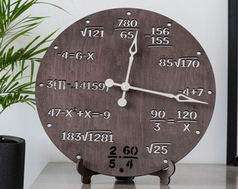 数学の壁掛け時計、教師用壁掛け時計、数学の先生への贈り物、数学の壁掛け時計、数学の壁アート、学校用時計、木製壁掛け時計