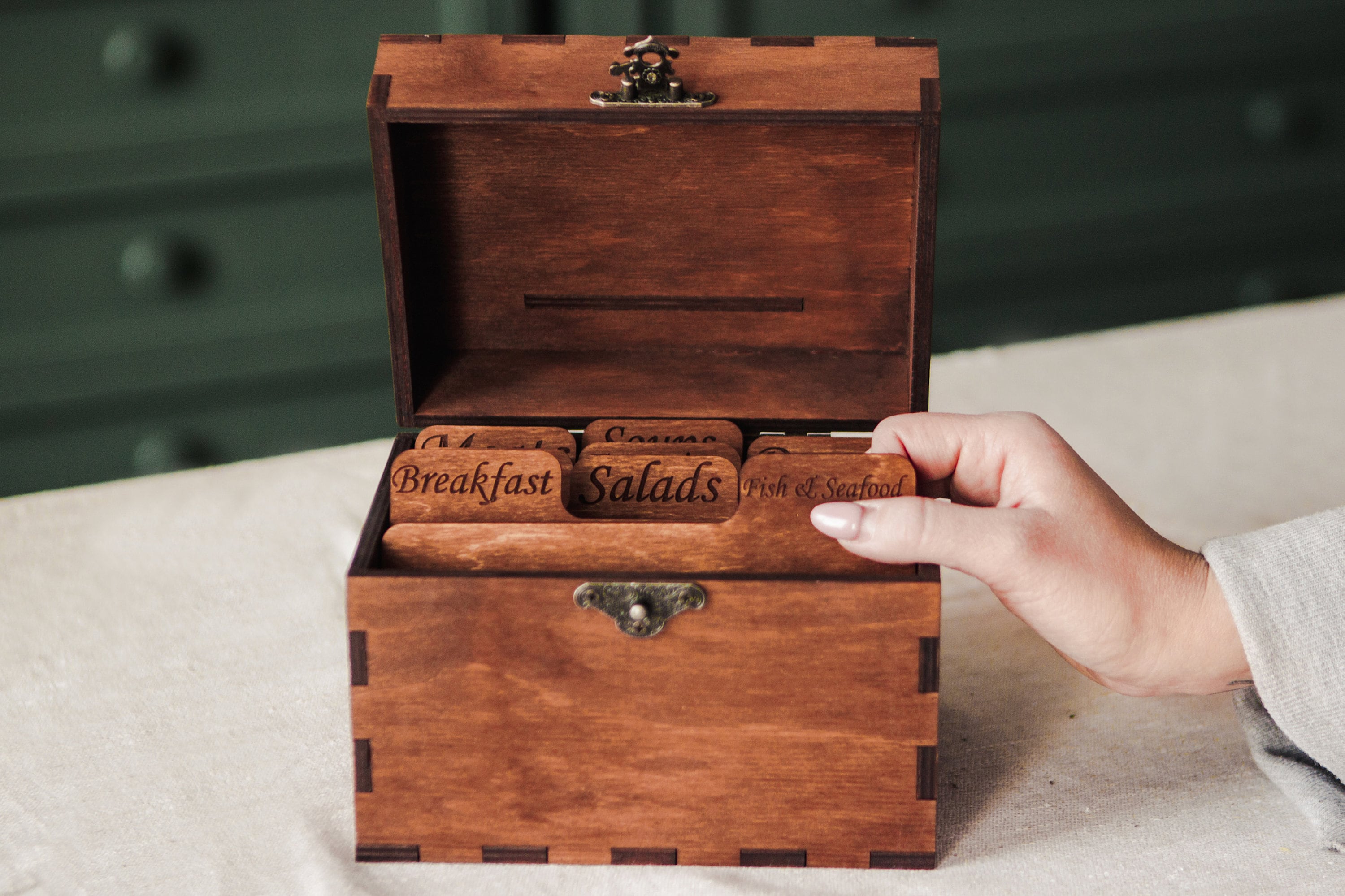 Heirloom wooden Recipe box (Base price shown) – TreeToBox