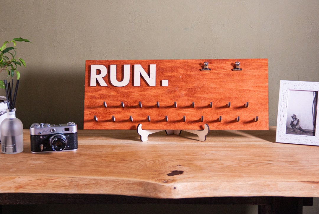 Run Medal Display, Medal Holder for Runners, Custom Medals Hanger