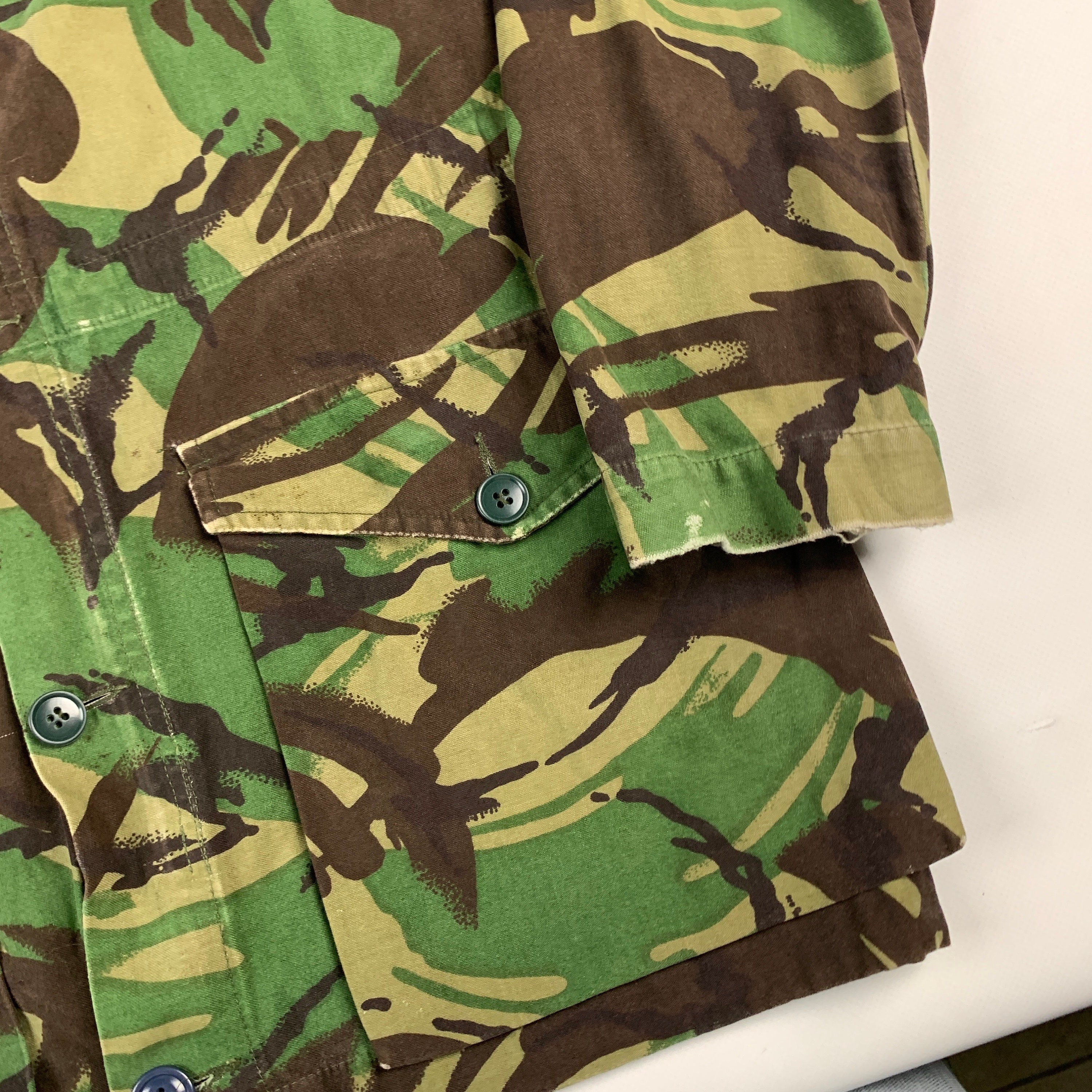 Vintage 1990s British Military DPM Camouflage Jacket Sz Vintage 1990s British Military DPM Camouflage Jacket Sz