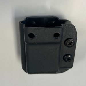 USATAC Single OWB Magcarrier: GLOCK, Sig Sauer P226, M & P 9C, Springfield Hellcat
