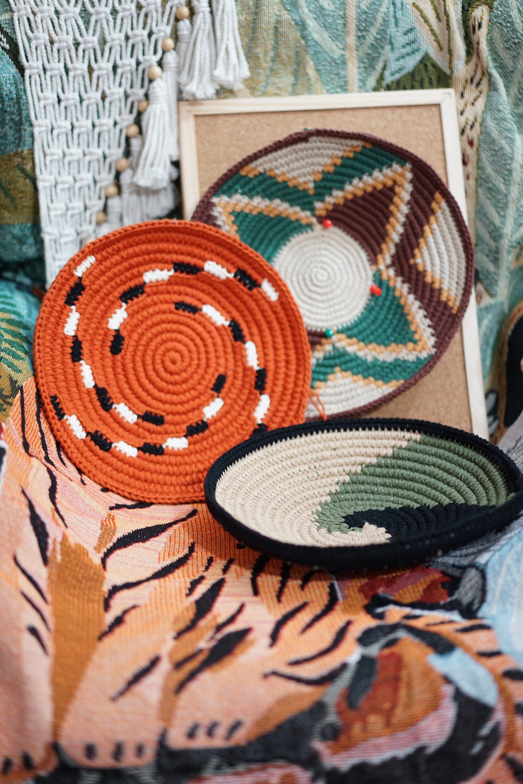 Modern Crochet Wall Art Pattern | Spiral Crochet Plate Pattern PDF ...