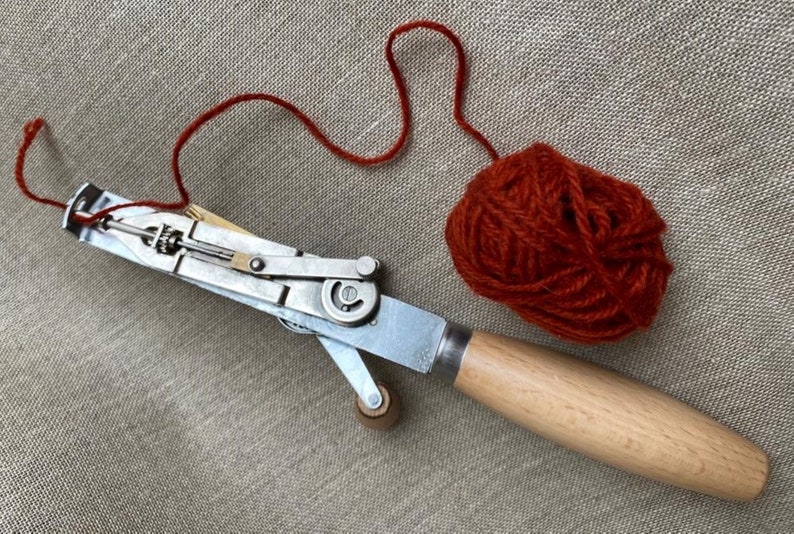 Danella Semi-automatic Tufting Tool. Fast Manual Punch Needle. The Original Rug Hooking Tool from Denmark image 2