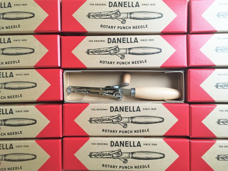 Danella Semi-automatic Tufting Tool. Fast Manual Punch Needle. The Original Rug Hooking Tool from Denmark image 3