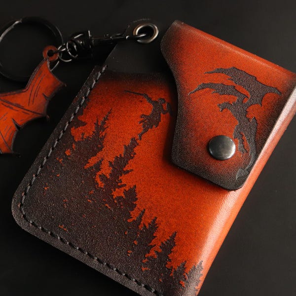Cartera minimalista de cuero hecha a mano: Arte de fans de Dragonborn Skyrim, Cartera EDC, Cartera personalizada, Cartera de dragón