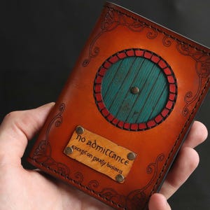 Carteira do SdA, carteira minimalista, carteira feita à mão, inspirada em Tolkien, porta hobbit, arte de fã, personalizada, presente exclusivo para fãs do SdA, placa de Bilbo