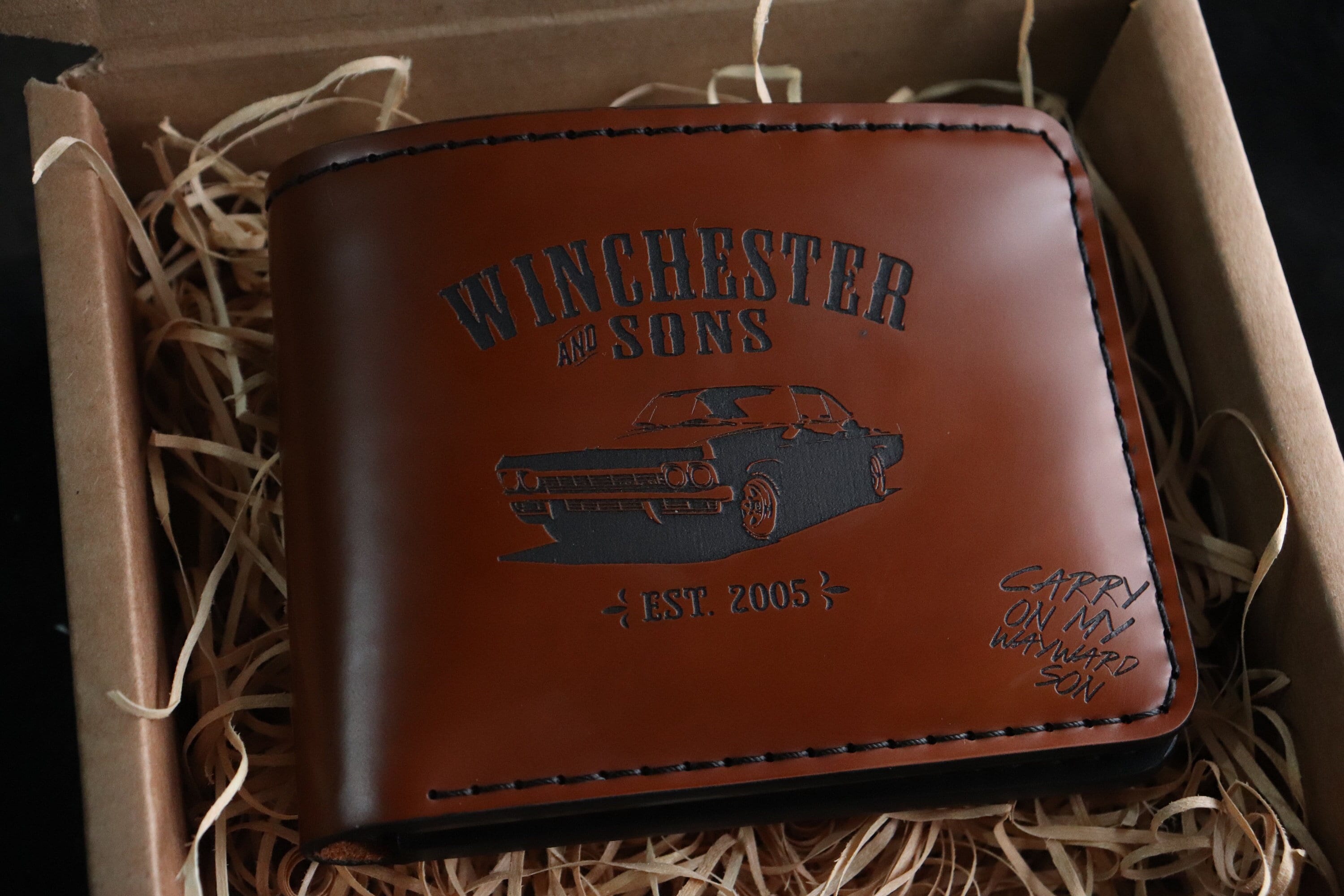 スーパーナチュラルウォレット、ウィンチェスター風、スーパーナチュラル、ディーンとサム・ウィンチェスター、悪魔の罠、スーパーナチュラルギフト、インパラ、レザー  - Etsy 日本