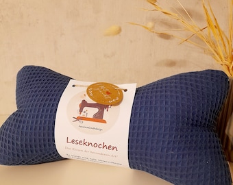 Waffelpique-Leseknochen Nackenkissen 36x18 cm Handmade blau