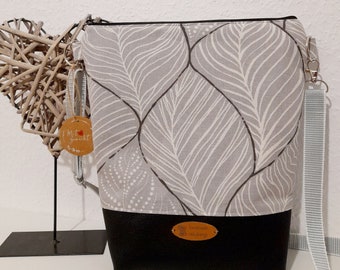 Umhängetasche Handtasche Schultertasche Damen mit Kunstleder - Blätter hellgrau