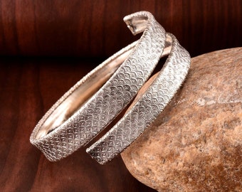 Hammered Silver Arm Cuff: Minimalist Upper Arm Band