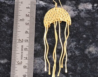 Pendientes colgantes de medusas: joyas inspiradas en el océano