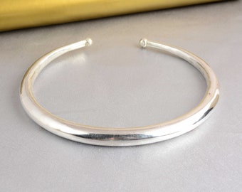 Silver Neck Cuff, Simple Wire Necklace, Silver Rigid Choker, African Cuff Necklace, Shiny Silver Rigid Necklace, Mothers Day Gift