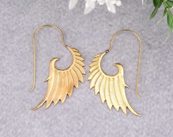 アワビ貝の天使の羽のイヤリング：フェスティバルジュエリー