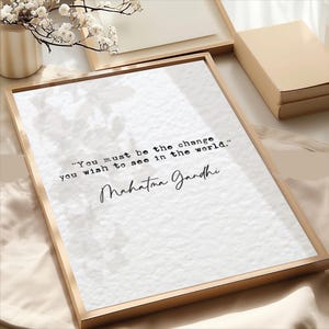 Stampa citazione Mahatma Gandhi Fai in modo che tu debba essere il cambiamento che desideri vedere nel mondo Poster da parete Stampe per macchina da scrivere Citazioni ispiratrici