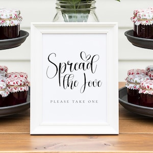 Spread the Love Sign, Bridal Shower Favor Sign, Jam Jelly Favor Table Sign, Berry Sweet Theme, 5x7 & 8x10, Instant Download, Non-Editable