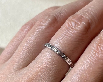 Eternity Ring ring,7 stones,wedding ring,Womens Gold Ring, Stacking Ring, 925 Sterling Silver Ring, Promise Ring, Diamond Ring,Gift For Her.