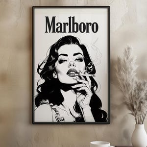 Vintage Marlboro Poster | Rauchende Frau | Retro Tabak Print | Kunst für Küche | Barwagen Dekor, Vintage Poster für Zuhause, Vintage Malboro Anzeige