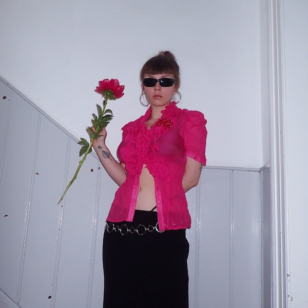 pinke 2000er vintage Bluse romantisch elegant durchsichtig transparent gerüscht mit Rose princess fairy core tailliert Oberteil größe S