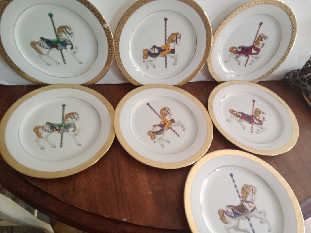Gold Buffet Royal Gallery Carousel Horse Plates 8.5 Salad Plates Set of