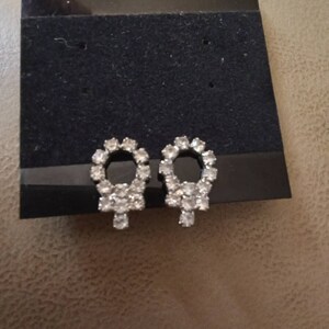Celebrity NY Rhinestone female sign Gender Symbol  clip on Earrings