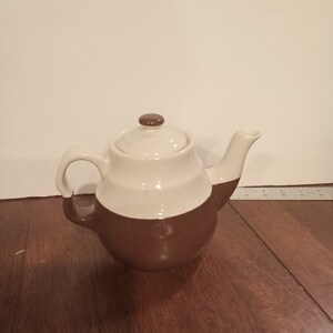 Vintage Oxford Stoneware teapot - brown and cream ~6 inches tall Ceramic Gloss Finish