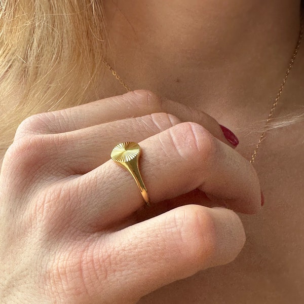 Sun ring, Signet ring, Minimalist ring, 18k gold, Gift for her, Waterproof