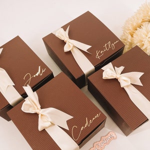 SOLO CAJA - Caja de regalo vacía personalizada en marrón terracota y dorado con cinta para dama de honor, propuesta, regalo corporativo de cumpleaños o boda.