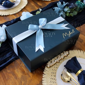 CAJA MAGNÉTICA SOLAMENTE Caja de regalo vacía personalizada azul marino con cinta Propuesta de dama de honor Regalos corporativos de cumpleaños y bodas Cree su propia caja