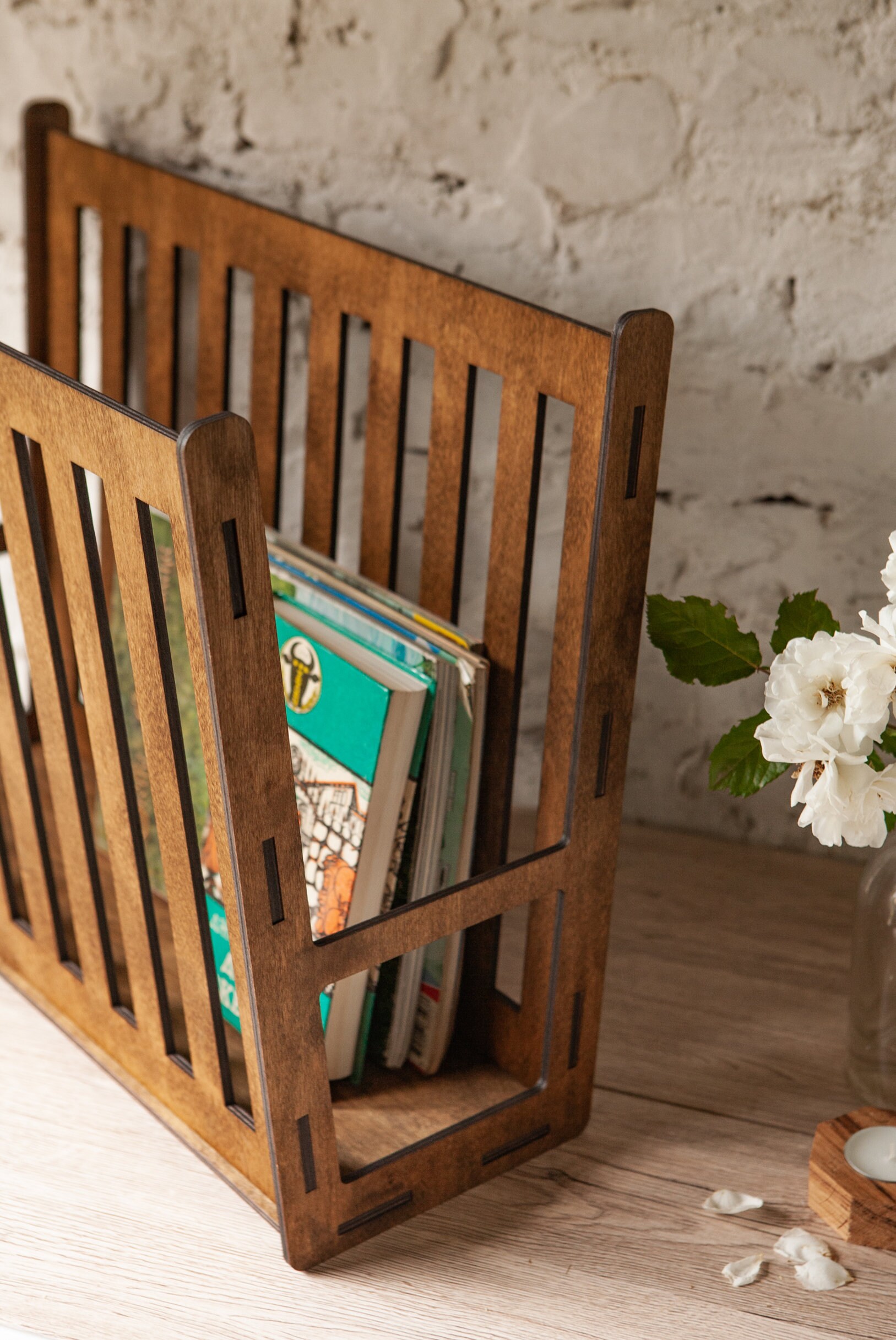 GNTDLD Vintage Wooden Magazine Rack — Double-Sided Handles, Rust-Proof Iron Frame, Perfect For Living Room, Office, Or Bedroom Storage - View #7
