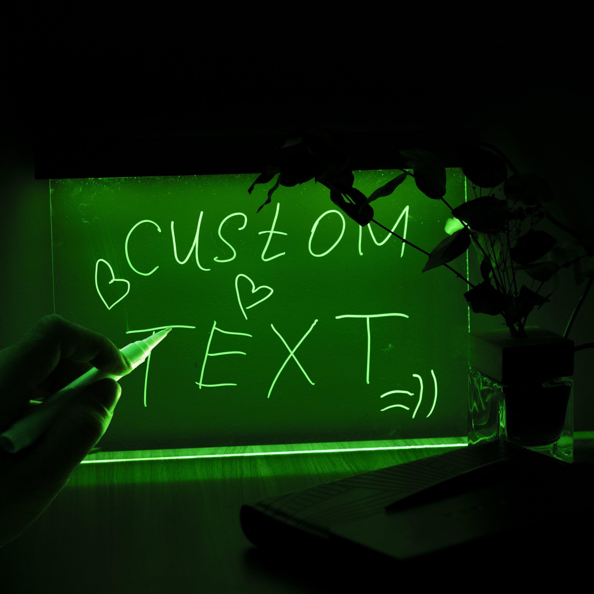 ACMHNC Tableau de message avec lumières LED, tableau acrylique effaçable,tableau  blanc transparent avec veilleuse,avec 7 stylos néons, cadeau créatif pour  petite amie,maman, papa, enfants,30 x 20 cm : : Fournitures de  bureau