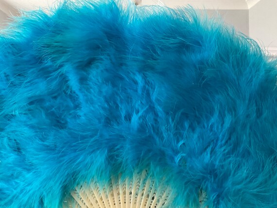 Vintage Feather Fan with lovely turquoise feather… - image 5