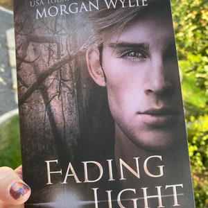Fading Light: The Age of Alandria Book 4 (YA Fantasy paperback)