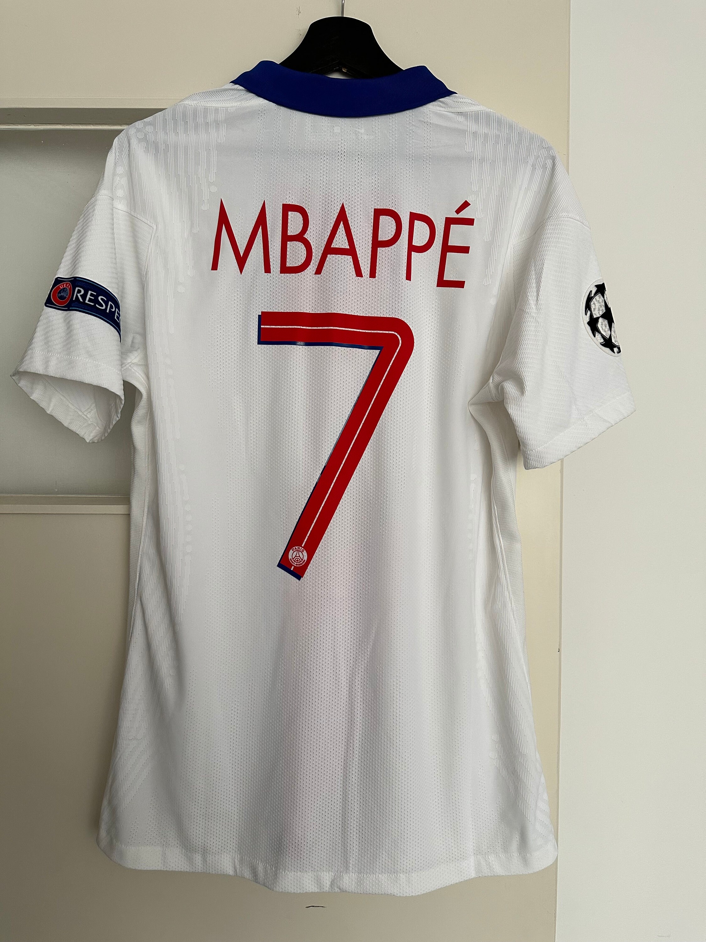 Promo Maillot Polyester Junior Mbappe chez E.Leclerc