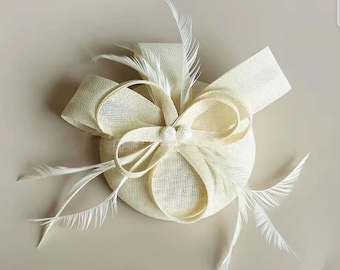Pochette pour chapeau de mariage bibi ivoire, style église, Kentucky, avec clip.